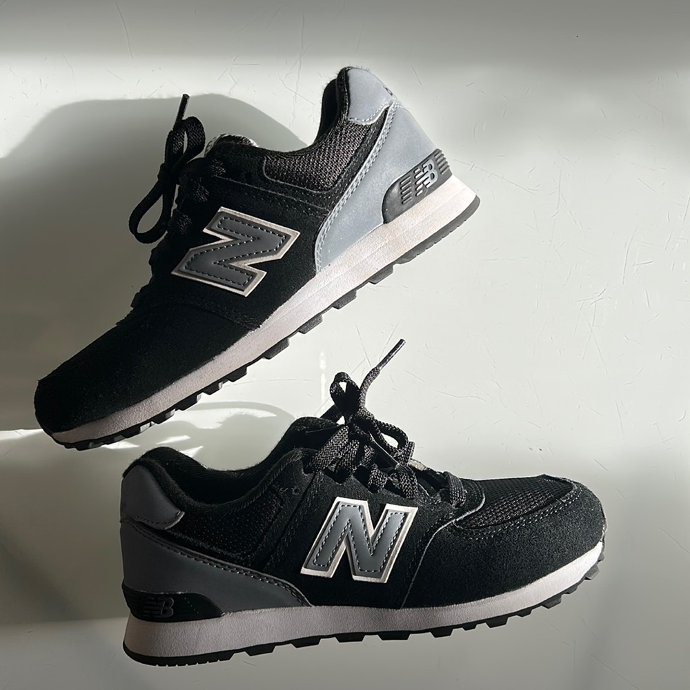 New Balance 574 size3 Black, Gray, and White